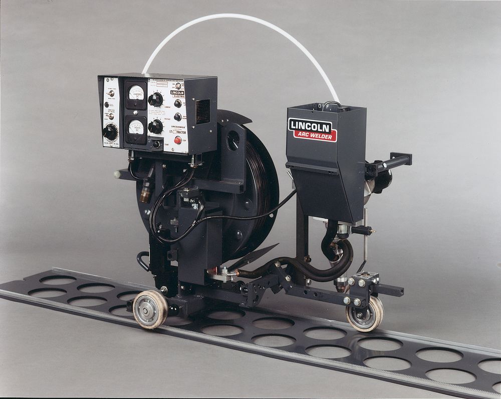 LINCOLN LT7 SUB ARC TRACTOR TRACK MODEL